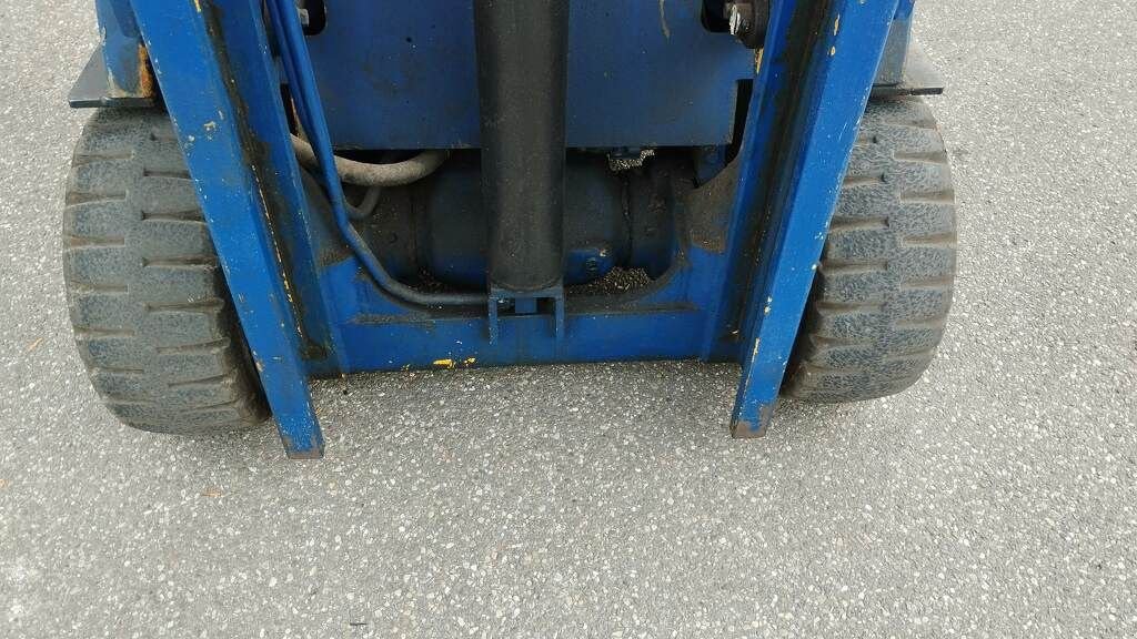 Frontstapler des Typs Hyster E70B, Gebrauchtmaschine in Mijdrecht (Bild 9)