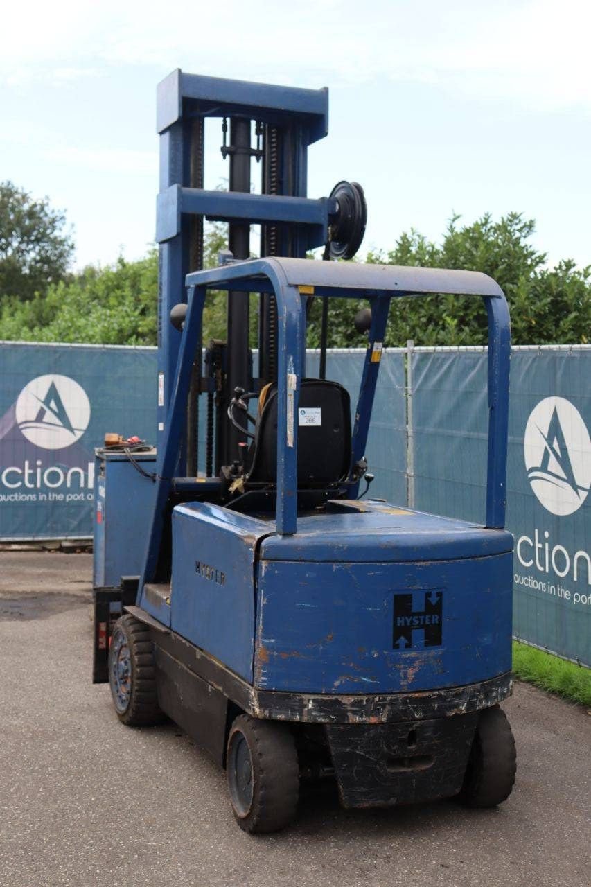 Frontstapler tip Hyster E70B, Gebrauchtmaschine in Antwerpen (Poză 4)