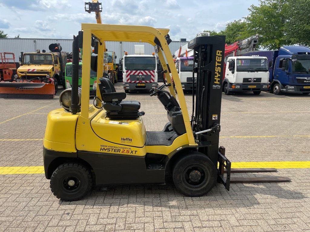 Frontstapler des Typs Hyster H 2.5 XT, Gebrauchtmaschine in WIJCHEN (Bild 7)