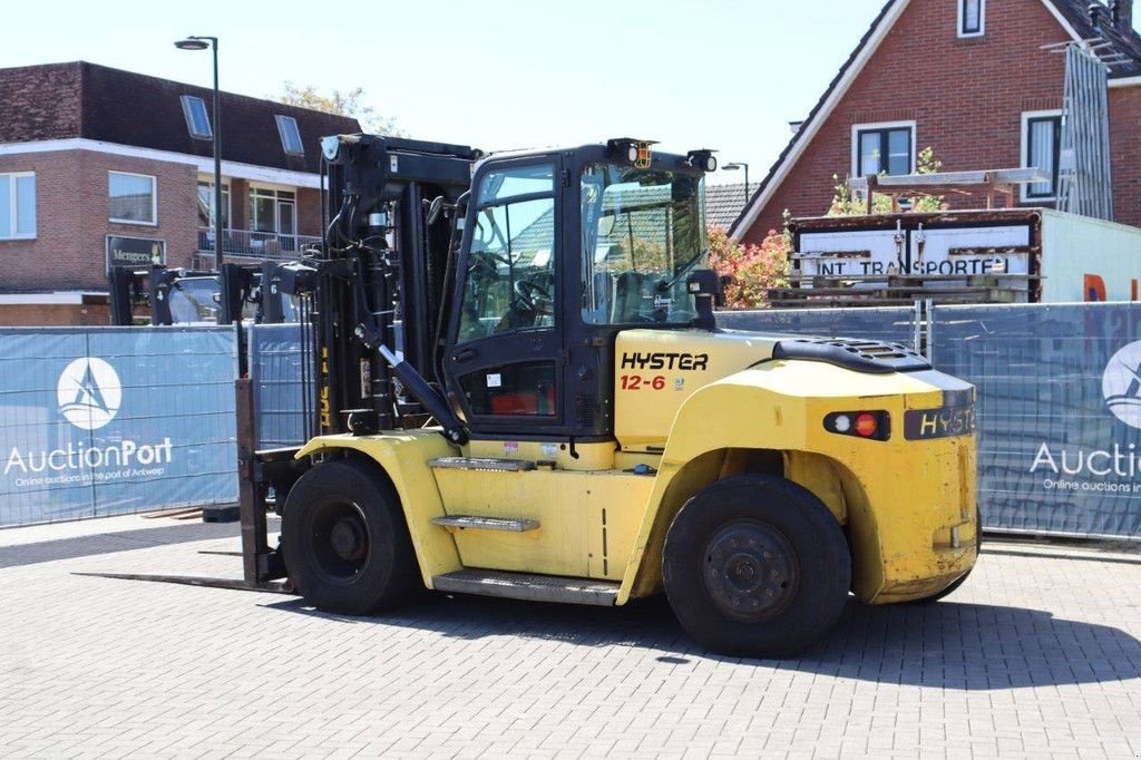 Frontstapler du type Hyster H12XM-6, Gebrauchtmaschine en Antwerpen (Photo 4)