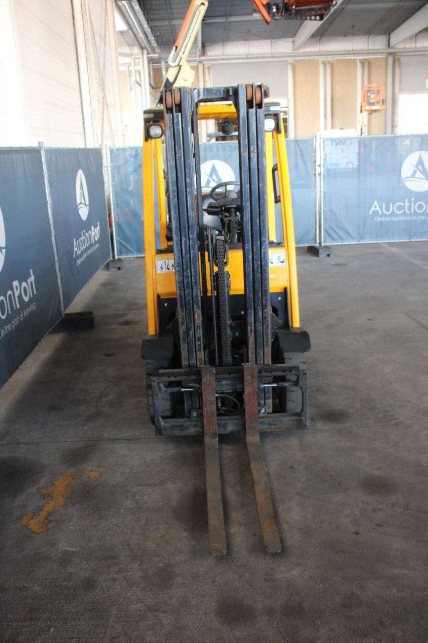 Frontstapler van het type Hyster H1.8FT, Gebrauchtmaschine in Antwerpen (Foto 8)