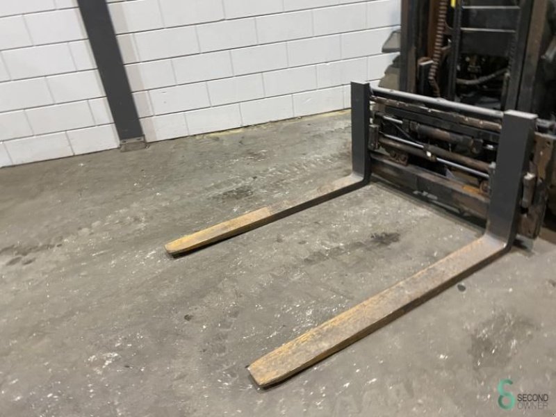 Frontstapler of the type Hyster H2.0DT, Gebrauchtmaschine in Wijchen (Picture 8)