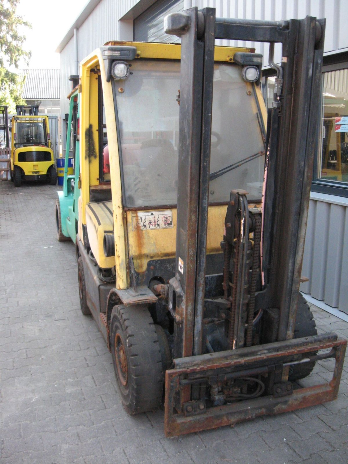 Frontstapler des Typs Hyster H25 FT, Gebrauchtmaschine in Oldenzaal (Bild 3)