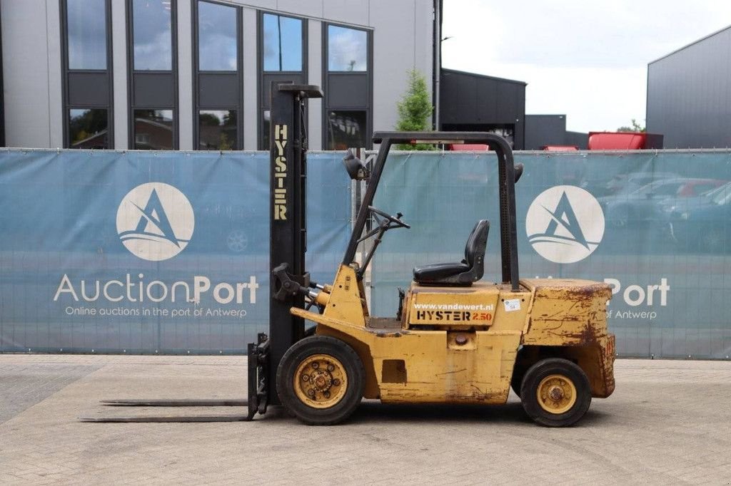 Frontstapler от тип Hyster H2.50XL, Gebrauchtmaschine в Antwerpen (Снимка 2)
