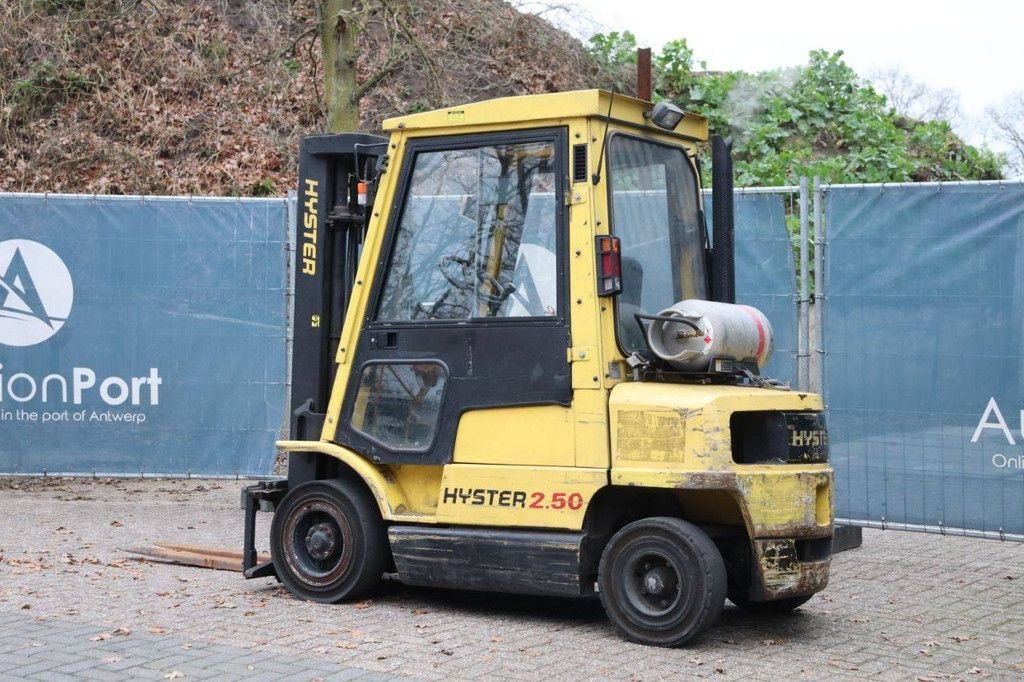 Frontstapler of the type Hyster H2.50XM, Gebrauchtmaschine in Antwerpen (Picture 3)