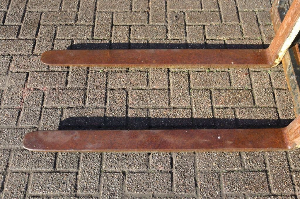 Frontstapler типа Hyster H2.5FT, Gebrauchtmaschine в Antwerpen (Фотография 11)