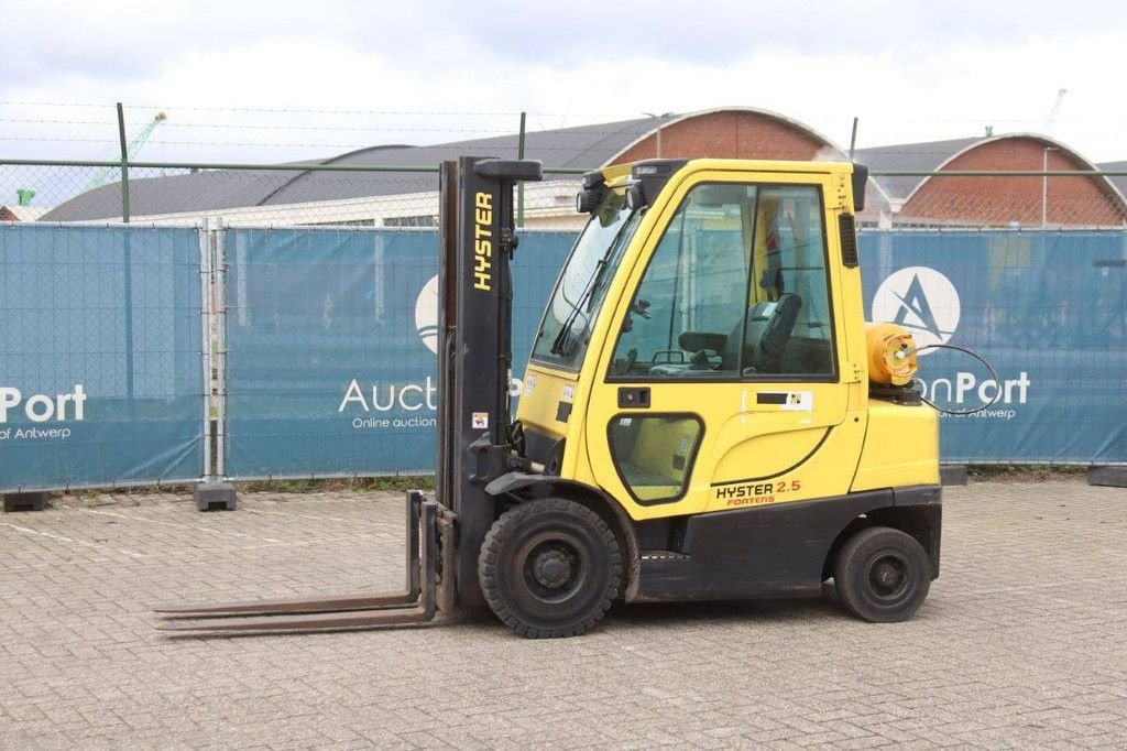 Frontstapler tipa Hyster H2.5FT, Gebrauchtmaschine u Antwerpen (Slika 1)