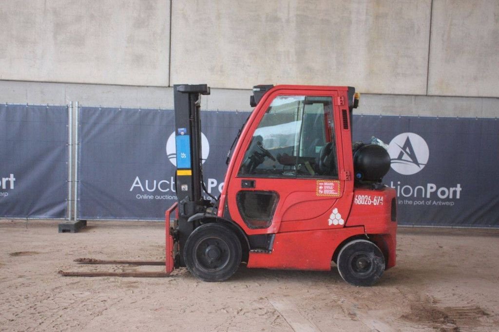 Frontstapler typu Hyster H2.5FT, Gebrauchtmaschine v Antwerpen (Obrázok 2)