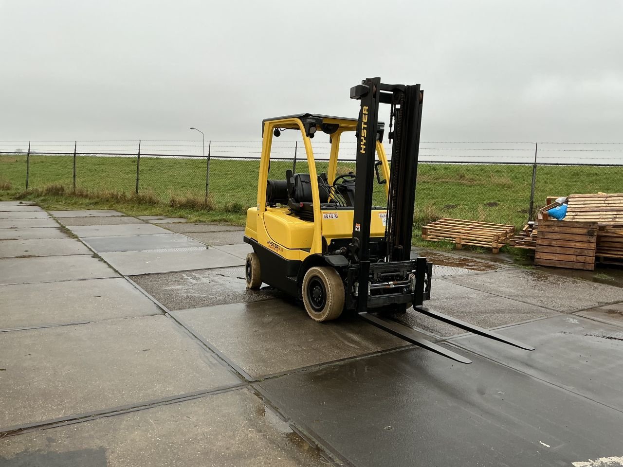 Frontstapler Türe ait Hyster H2.5Ft, Gebrauchtmaschine içinde Etten Leur (resim 2)