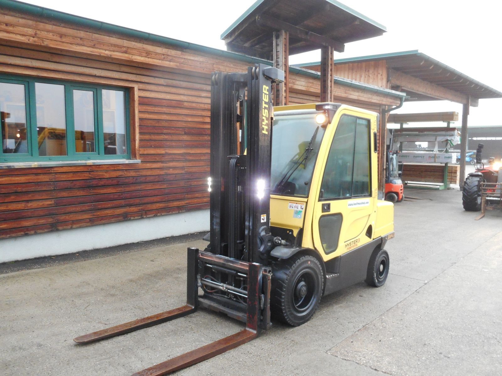 Frontstapler des Typs Hyster H3.5FT Triplex 5,2m + SS + ZV + Kabine mit Heizu, Gebrauchtmaschine in St. Nikolai ob Draßling (Bild 2)