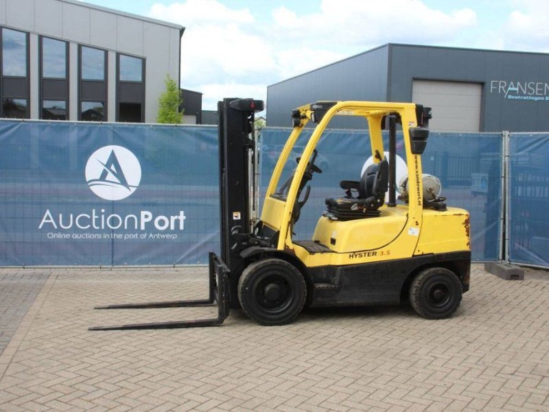 Frontstapler del tipo Hyster H3.5FT, Gebrauchtmaschine In Antwerpen (Immagine 1)
