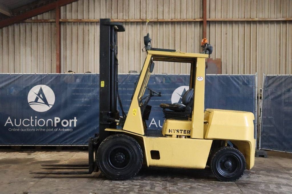 Frontstapler del tipo Hyster H4, Gebrauchtmaschine en Antwerpen (Imagen 2)