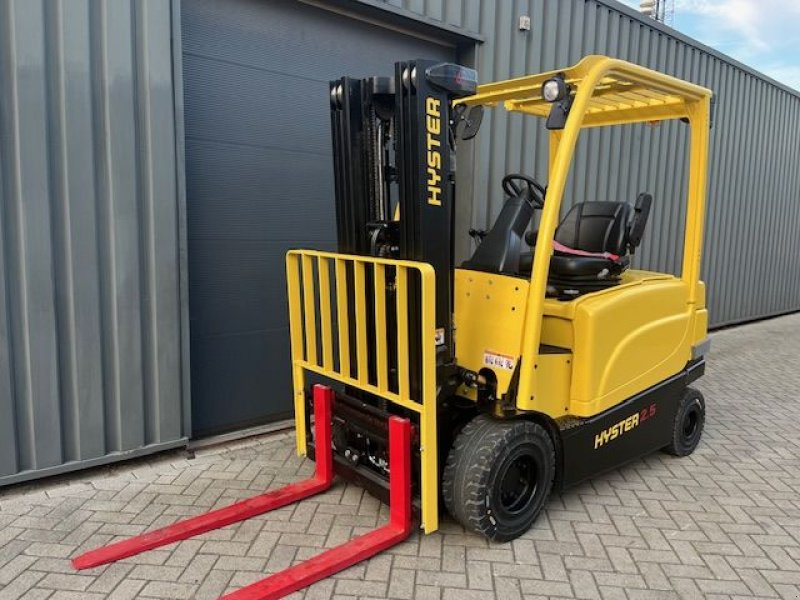 Frontstapler of the type Hyster J 2.5 XN, Gebrauchtmaschine in Enschede (Picture 4)