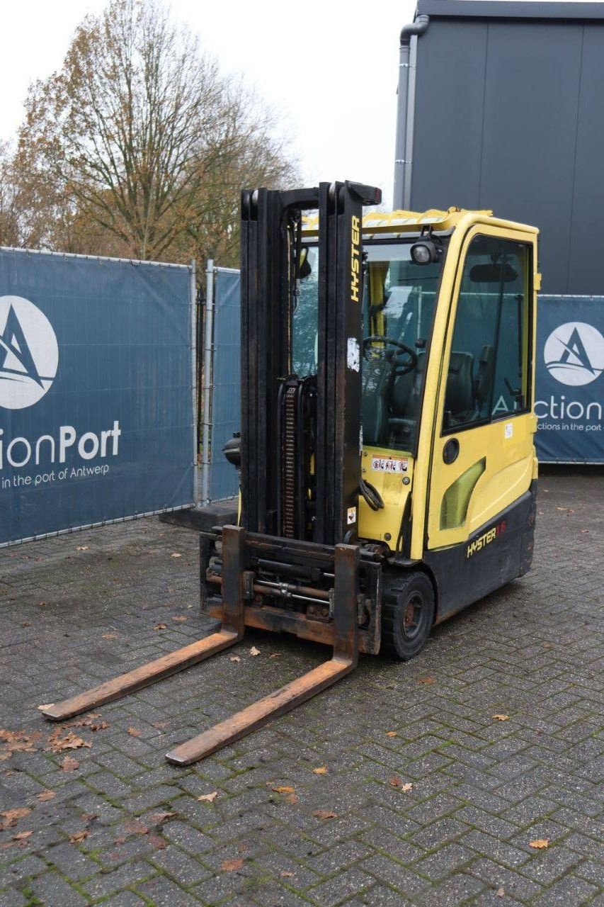 Frontstapler tip Hyster J1.6XNT LWB, Gebrauchtmaschine in Antwerpen (Poză 10)