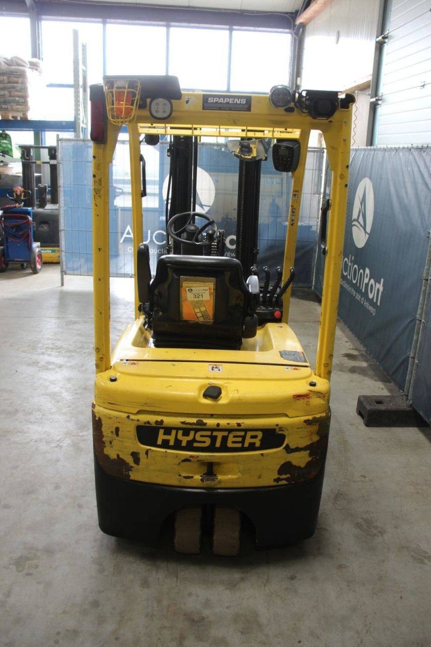 Frontstapler от тип Hyster J1.6XNT, Gebrauchtmaschine в Antwerpen (Снимка 4)
