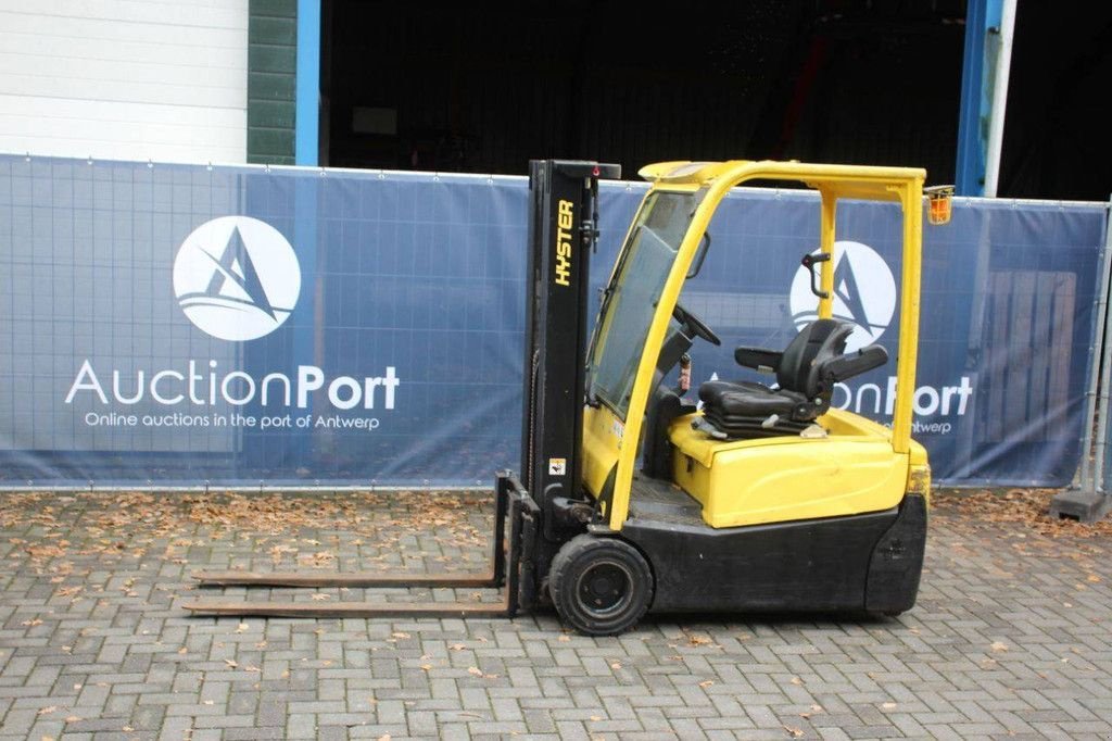 Frontstapler za tip Hyster J1.8XNT MWB, Gebrauchtmaschine u Antwerpen (Slika 1)