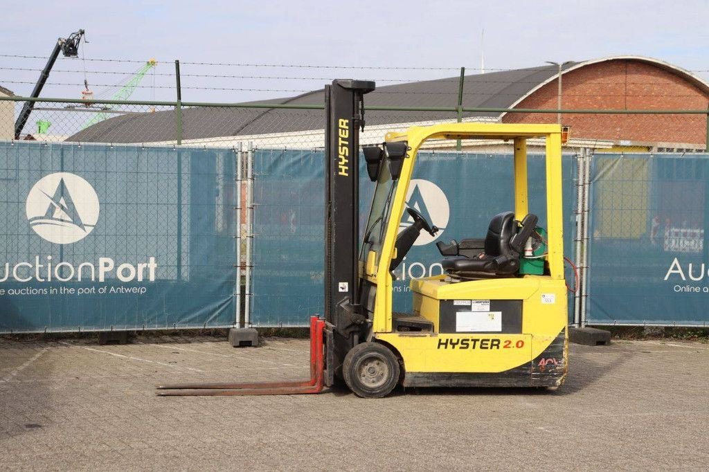 Frontstapler tipa Hyster J2.00XMT, Gebrauchtmaschine u Antwerpen (Slika 1)
