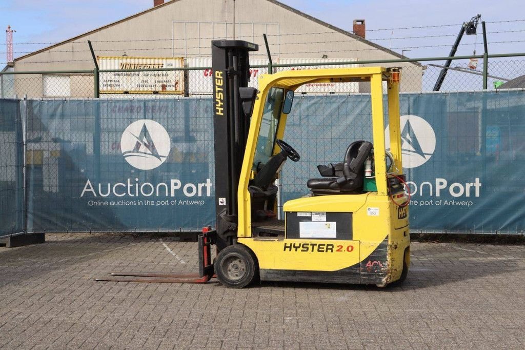 Frontstapler tipa Hyster J2.00XMT, Gebrauchtmaschine u Antwerpen (Slika 3)