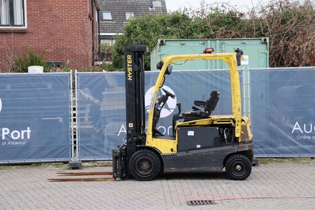 Frontstapler a típus Hyster J2.5XN, Gebrauchtmaschine ekkor: Antwerpen (Kép 2)