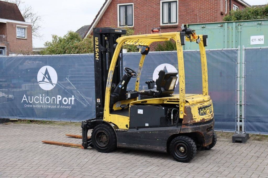 Frontstapler a típus Hyster J2.5XN, Gebrauchtmaschine ekkor: Antwerpen (Kép 3)