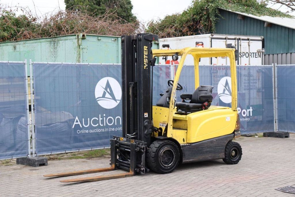 Frontstapler tip Hyster J2.5XN, Gebrauchtmaschine in Antwerpen (Poză 10)
