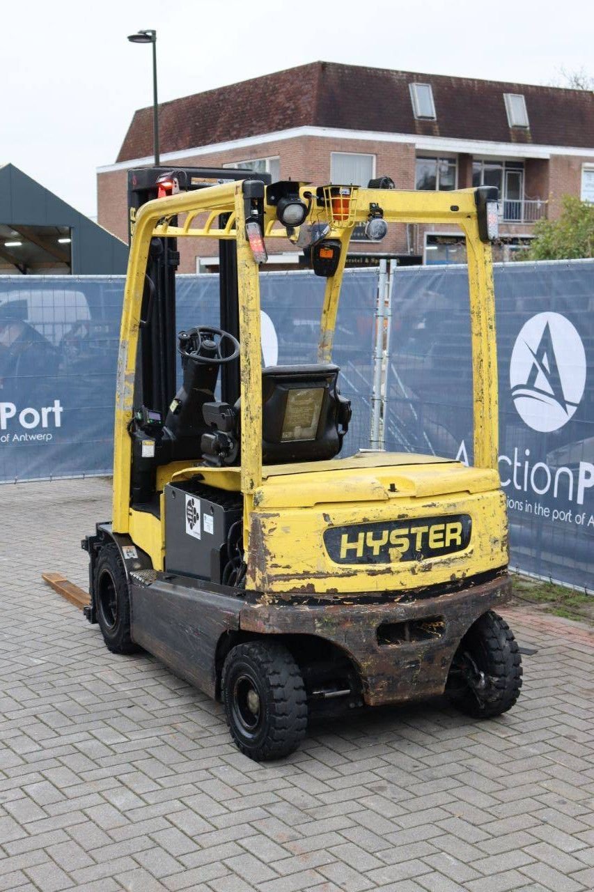Frontstapler du type Hyster J2.5XN, Gebrauchtmaschine en Antwerpen (Photo 4)
