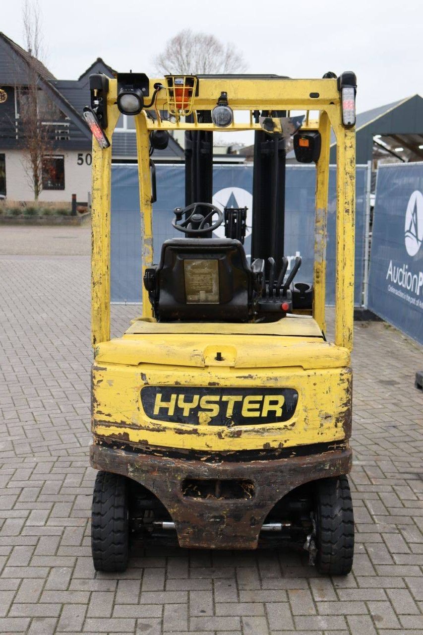 Frontstapler du type Hyster J2.5XN, Gebrauchtmaschine en Antwerpen (Photo 5)