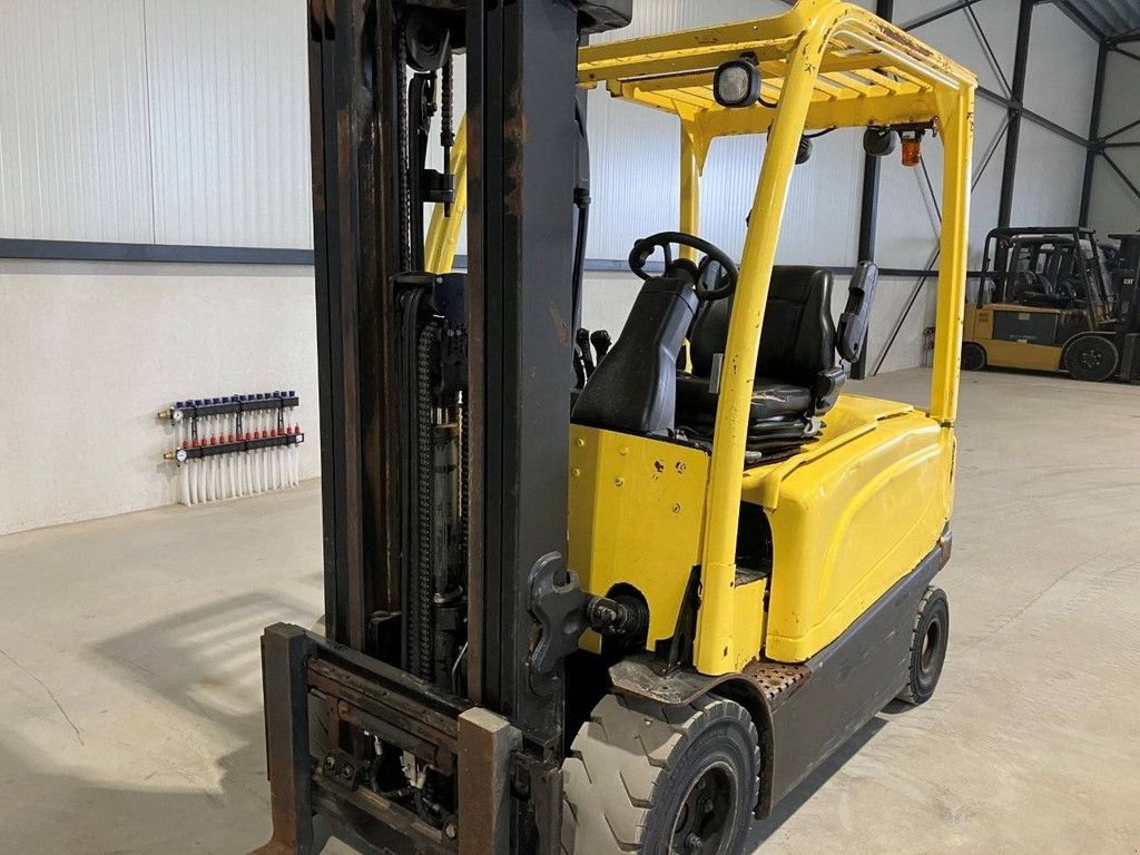 Frontstapler от тип Hyster J2.5XN, Gebrauchtmaschine в Antwerpen (Снимка 9)