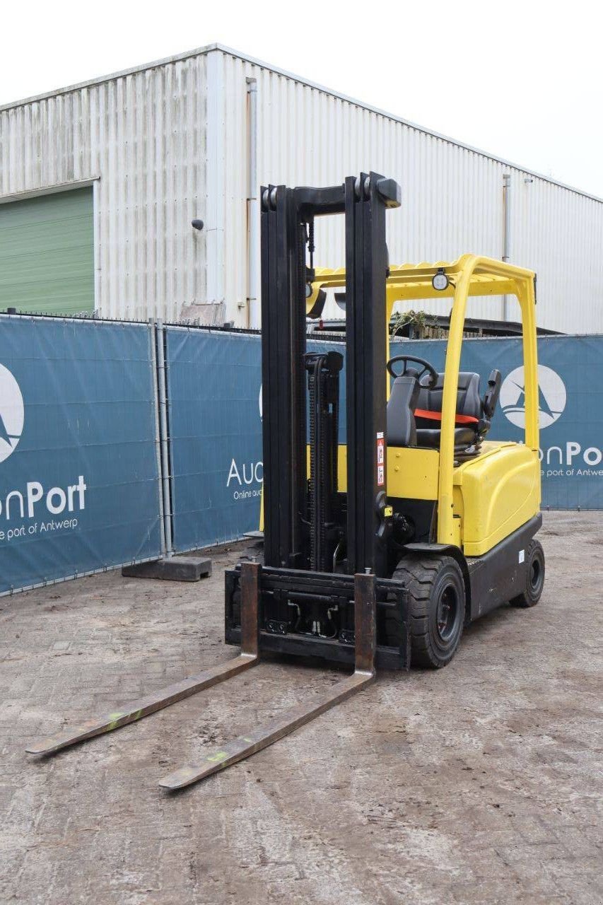 Frontstapler des Typs Hyster J2.5XN, Gebrauchtmaschine in Antwerpen (Bild 10)