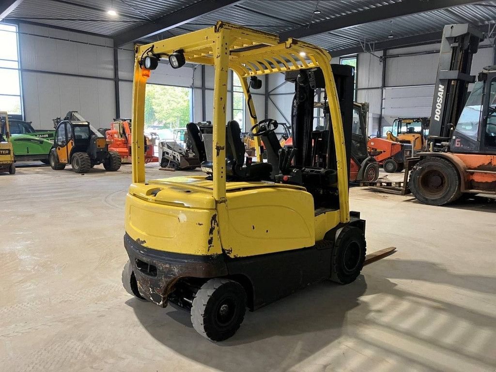 Frontstapler типа Hyster J2.5XN, Gebrauchtmaschine в Antwerpen (Фотография 5)
