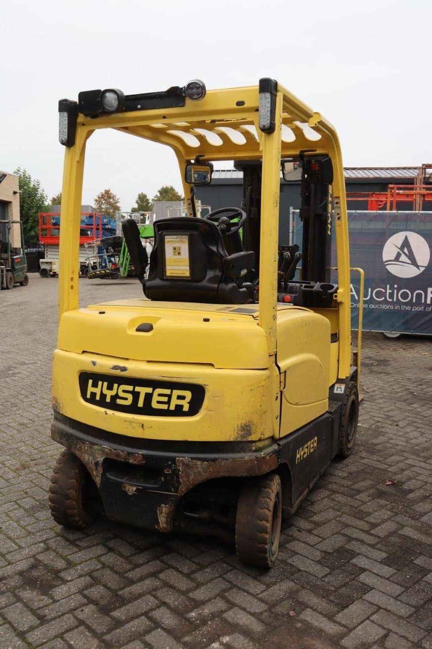 Frontstapler типа Hyster J2.5XN, Gebrauchtmaschine в Antwerpen (Фотография 7)