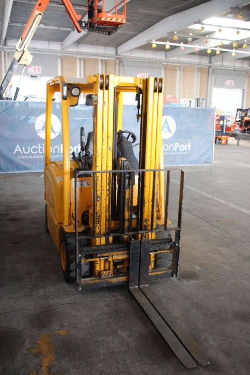 Frontstapler типа Hyster J2.5XN, Gebrauchtmaschine в Antwerpen (Фотография 7)