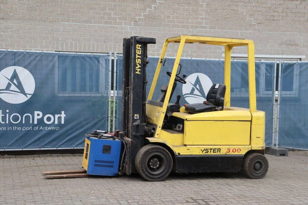 Frontstapler a típus Hyster J3.00XM, Gebrauchtmaschine ekkor: Antwerpen (Kép 1)
