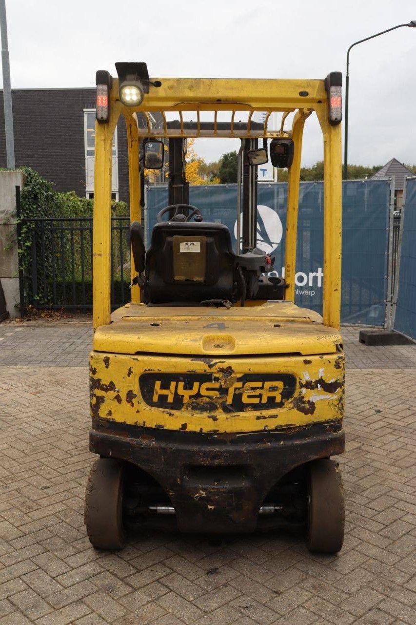 Frontstapler du type Hyster J3.0XN, Gebrauchtmaschine en Antwerpen (Photo 5)