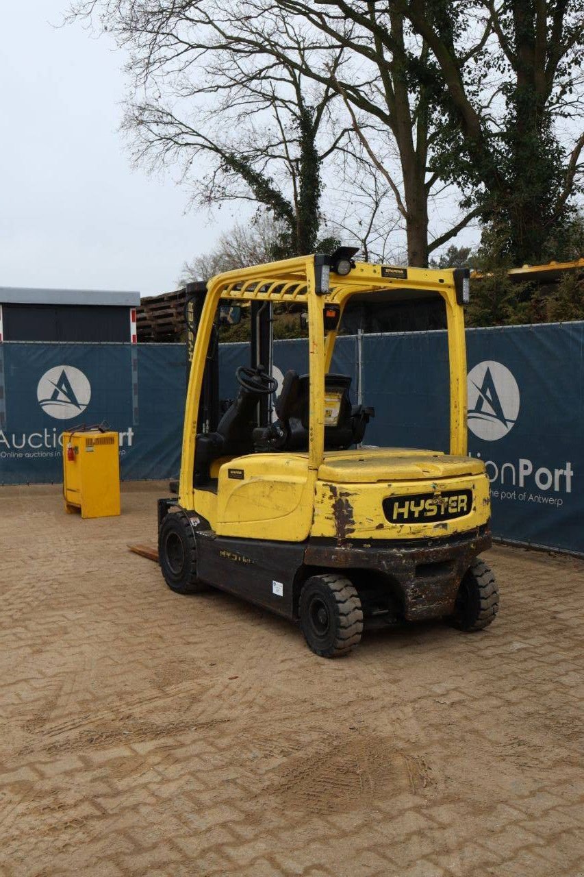 Frontstapler типа Hyster J3.0XN, Gebrauchtmaschine в Antwerpen (Фотография 4)