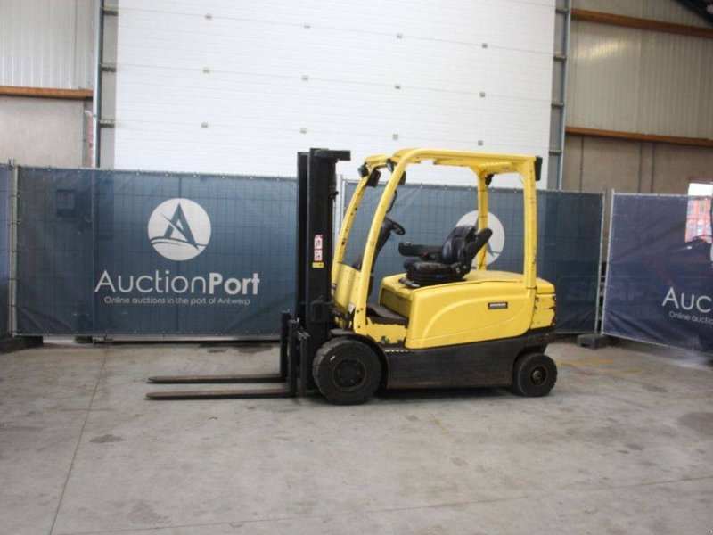 Frontstapler Türe ait Hyster J3.0XN, Gebrauchtmaschine içinde Antwerpen (resim 1)
