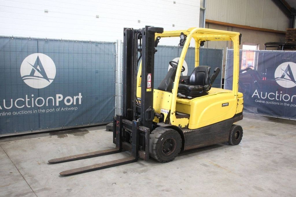 Frontstapler типа Hyster J3.0XN, Gebrauchtmaschine в Antwerpen (Фотография 9)