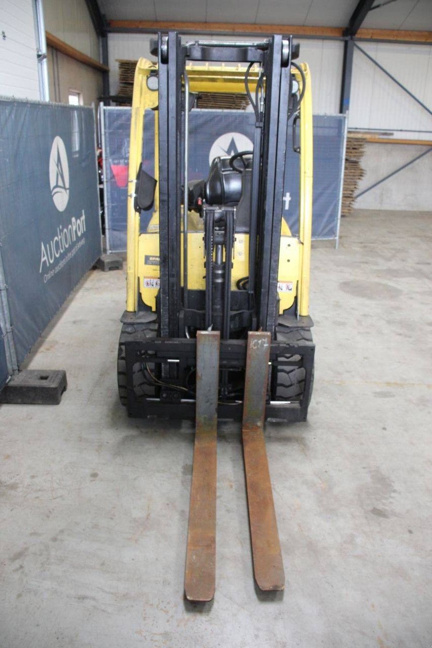 Frontstapler типа Hyster J3.0XN, Gebrauchtmaschine в Antwerpen (Фотография 8)