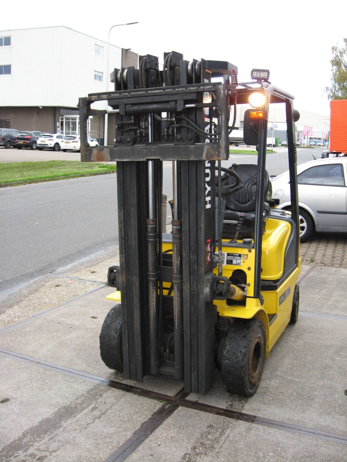 Frontstapler des Typs Hyundai -, Gebrauchtmaschine in Oldenzaal (Bild 4)