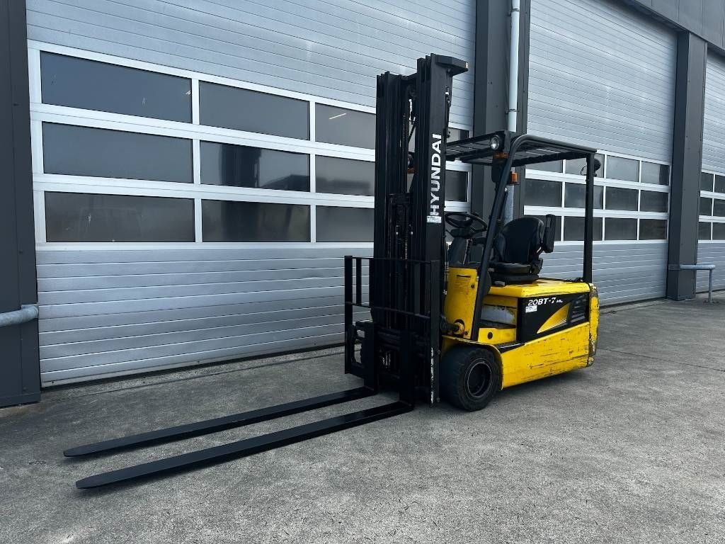 Frontstapler des Typs Hyundai 2 ton elektrische heftruck 5.5 meter 20BT-7 AC, Gebrauchtmaschine in Heijningen (Bild 2)
