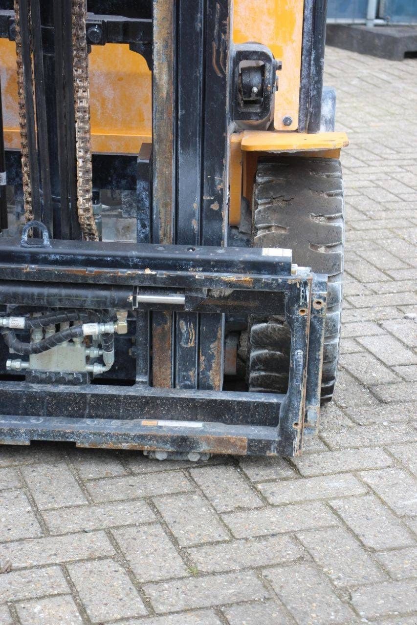 Frontstapler del tipo Hyundai 25B-9, Gebrauchtmaschine In Antwerpen (Immagine 11)