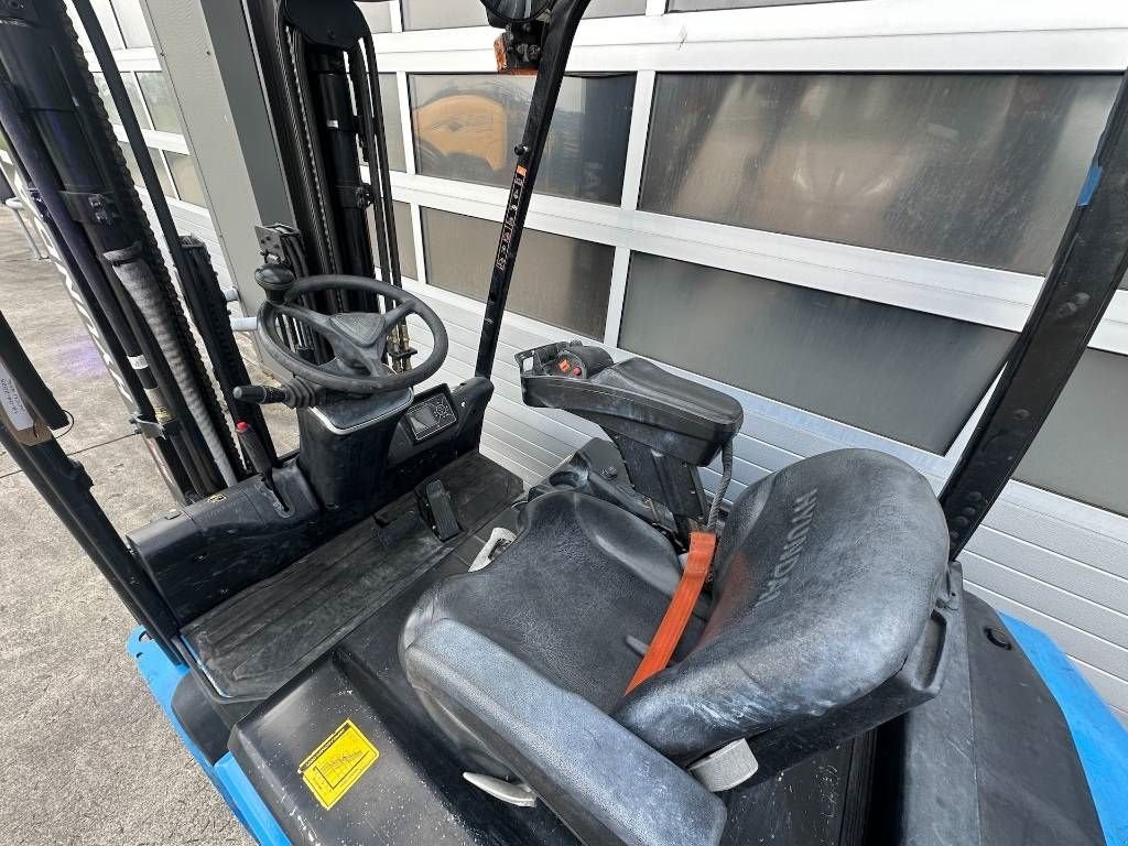 Frontstapler des Typs Hyundai 25BH-9 2,5ton - 2500kg heftruck elektrisch Triplex, Gebrauchtmaschine in Heijningen (Bild 4)