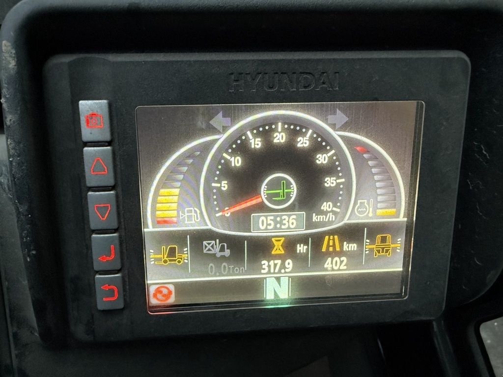 Frontstapler typu Hyundai 25D-9E 2.5 T diesel heftruck met cabine / vorkenverspreider, Gebrauchtmaschine w Neer (Zdjęcie 9)