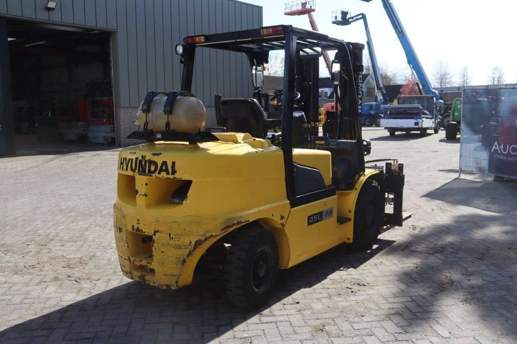 Frontstapler типа Hyundai 45L-7A, Gebrauchtmaschine в Antwerpen (Фотография 7)