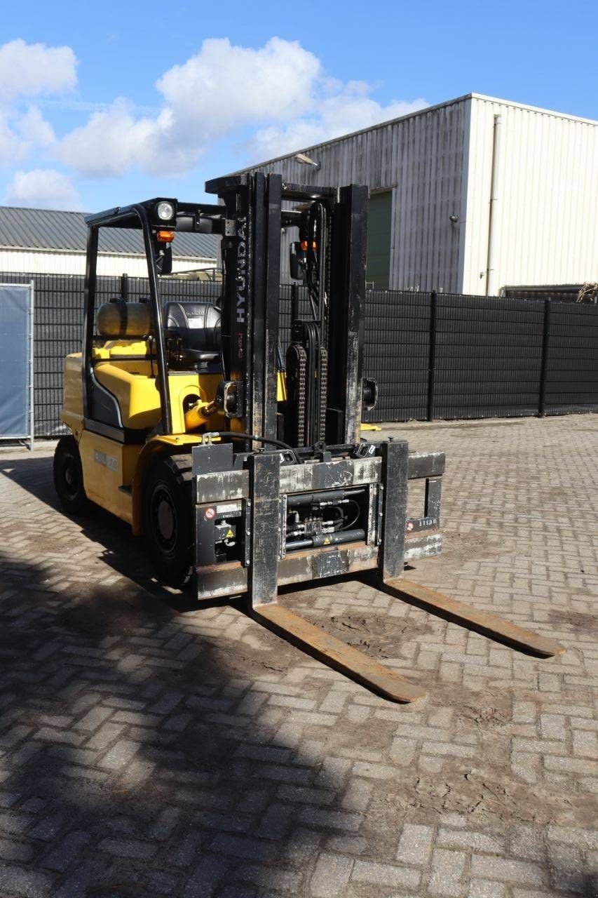 Frontstapler типа Hyundai 45L-7A, Gebrauchtmaschine в Antwerpen (Фотография 8)