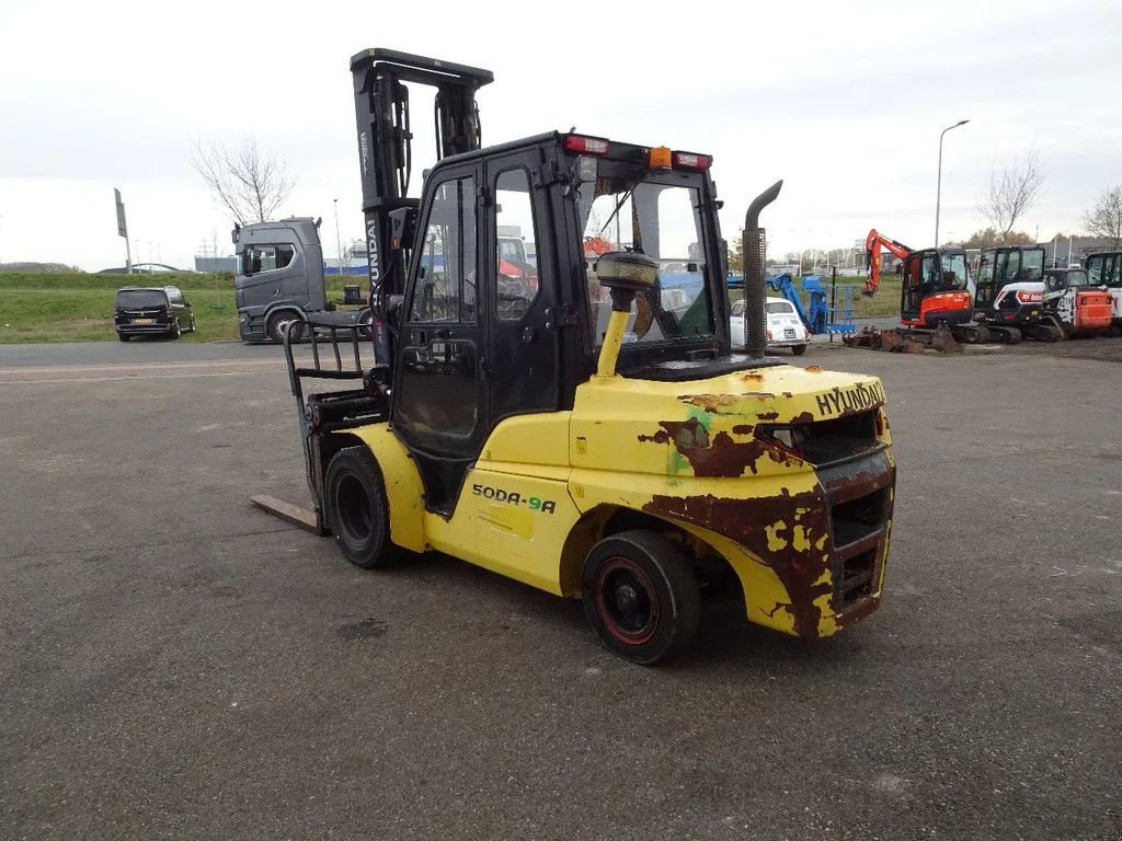 Frontstapler of the type Hyundai 50DA-9 50D, Gebrauchtmaschine in Zutphen (Picture 3)