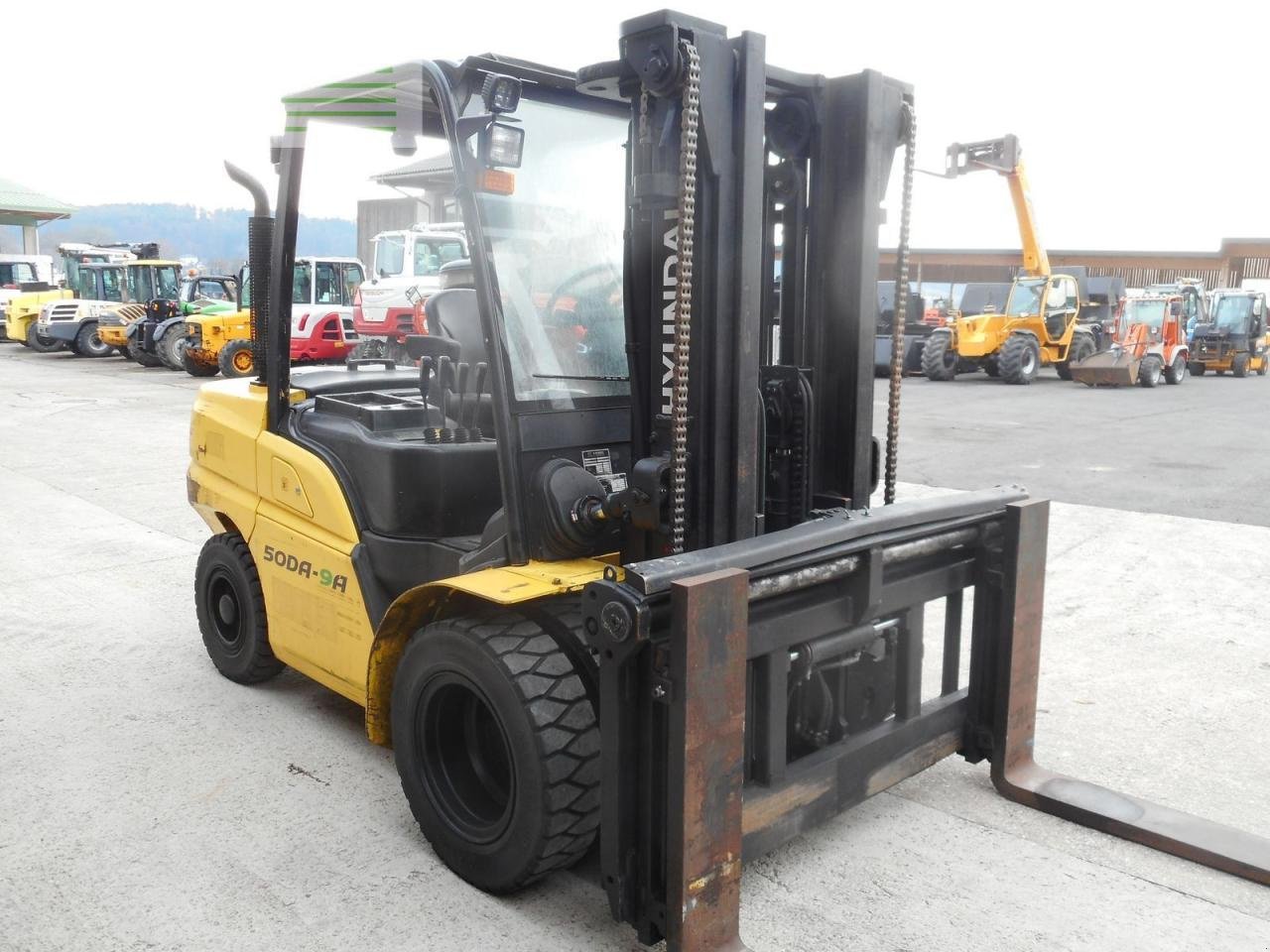 Frontstapler of the type Hyundai 50da-9a triplex 4,4m + ss + zv + zwillingsreifen, Gebrauchtmaschine in ST. NIKOLAI/DR. (Picture 5)