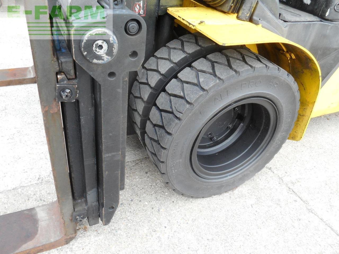 Frontstapler of the type Hyundai 50da-9a triplex 4,4m + ss + zv + zwillingsreifen, Gebrauchtmaschine in ST. NIKOLAI/DR. (Picture 13)