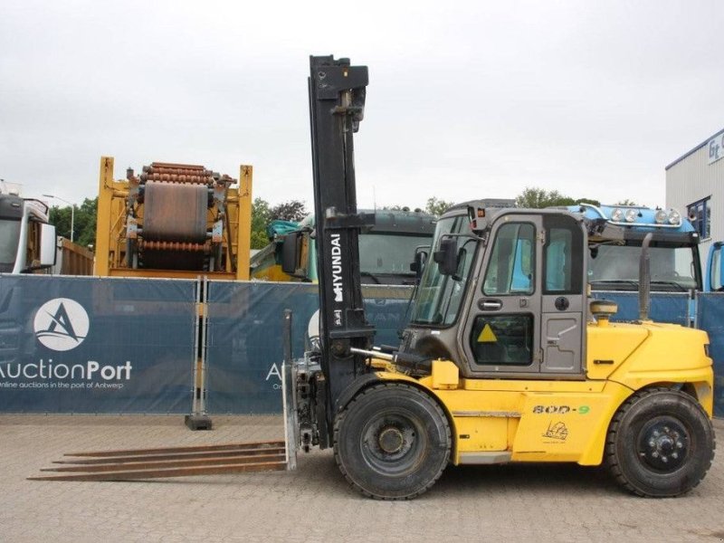 Frontstapler des Typs Hyundai 80D-9, Gebrauchtmaschine in Antwerpen (Bild 1)