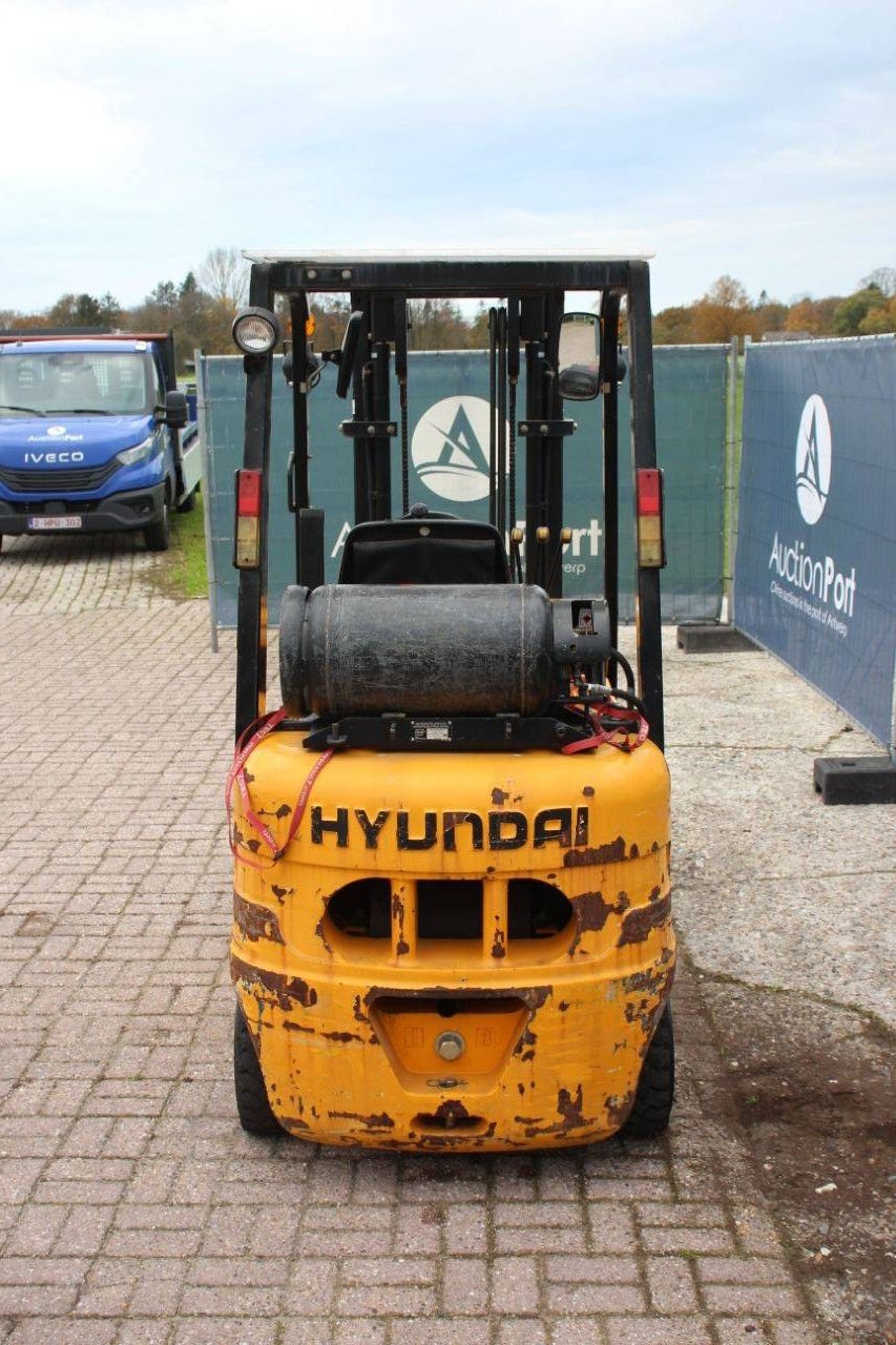 Frontstapler van het type Hyundai HLF 18-5, Gebrauchtmaschine in Antwerpen (Foto 4)